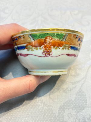 Three sets of Chinese famille rose gilt-decorated 'Bird among Flowering Branches' cups and saucers, 19th C. — 照片 17