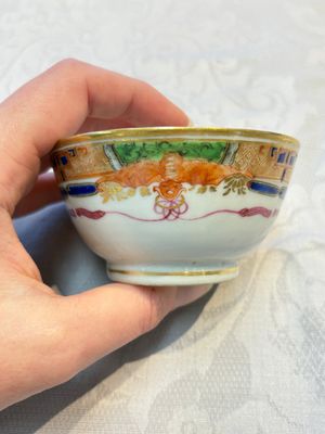 Three sets of Chinese famille rose gilt-decorated 'Bird among Flowering Branches' cups and saucers, 19th C. — 照片 23