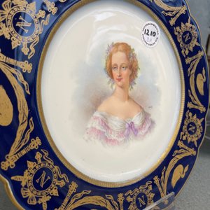 Three Sèvres plates with portraits of Napoleon III, Eugenie and Louis-Napoleon, France, 19th C. — photo 7