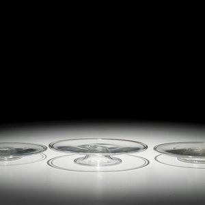 Three short-stemmed English glass tazze, 19th C. — 照片 4