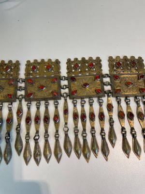 Three silver head ornaments and a chest ornament, Turkmenistan, 19/20th C. — 照片 12