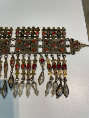 Three silver head ornaments and a chest ornament, Turkmenistan, 19/20th C. — 照片 6