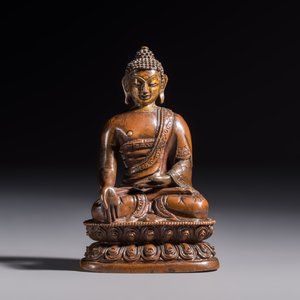 Three Tibetan bronze ritual bells and a bronze Buddha, 19th C. — 照片 8