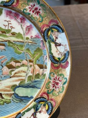 Three unusual Chinese Canton famille rose plates, 19th C. — 照片 12