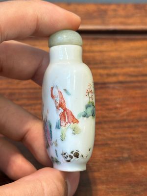 Three various Chinese famille rose snuff bottles, Daoguang mark and of the period — photo 5