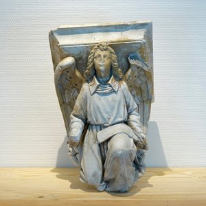 Three various plaster console with a winged angel, cherub and lion's head, 19/20th C., Bruges — photo 1