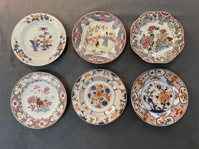 Tien Chinese blauw-witte, famille rose en verte borden, Kangxi en later — foto 1
