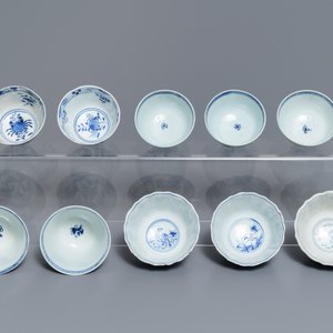 Tien Chinese blauw-witte koppen en schotels, 18/19e eeuw — foto 8