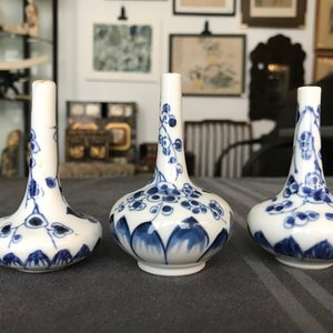 Tien fraaie Chinese blauwwitte miniatuur vaasjes, Kangxi — foto 7
