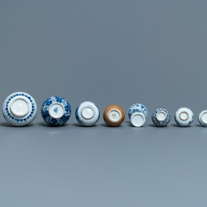 Tien kleine Chinese blauw-witte vazen, Kangxi — foto 6