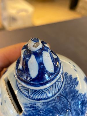 Tirelire de forme triple gourde en faïence de Delft en bleu et blanc, début du 18ème — photo 5