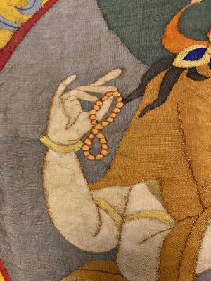 Tissage en soie de type kesi figurant 'Bouddha assis sur un trône de lotus', Chine, Qing — photo 8