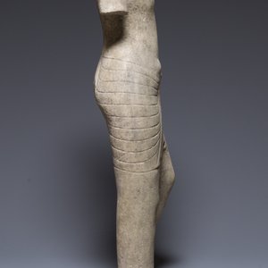 Torse en grès d'une divinité khmère, période pré Angkor, Phnom Da, Cambodge, 6ème siècle — photo 3