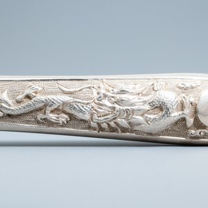 Treize couteaux en argent aux manches décorées aux dragons, Chine, 19ème — photo 3