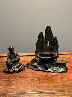 Très rare brûle-parfum couvert en forme de Laozi assit sur le rocher, Yuan — photo 3