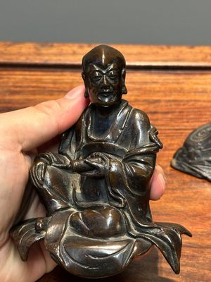 Très rare brûle-parfum couvert en forme de Laozi assit sur le rocher, Yuan — photo 4