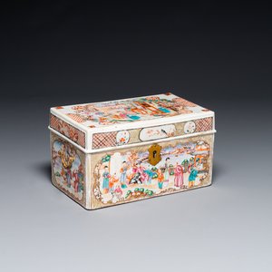 Très rare coffret d'ensemble à thé en porcelaine de Chine famille rose de Canton à décor mandarin, Qianlong — photo 1