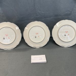 Trois assiettes en porcelaine de Sèvres aux portraits de Napoleon, Eugenie et Louis-Napoleon, France, 19ème — photo 8