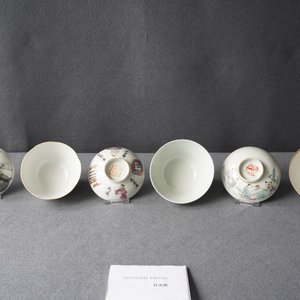 Trois bols couverts en porcelaine de Chine famille rose et grisaille, 19ème — photo 10
