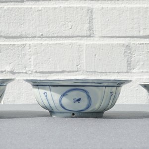 Trois bols de type klapmuts en porcelaine de Chine de type kraak, Wanli — photo 8