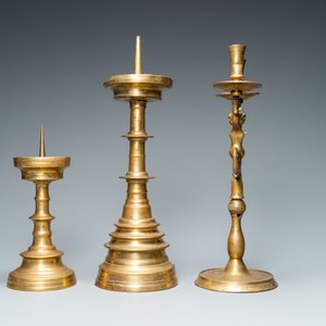Trois bougeoirs en bronze, Flandres et Allemagne, 16ème — photo 5