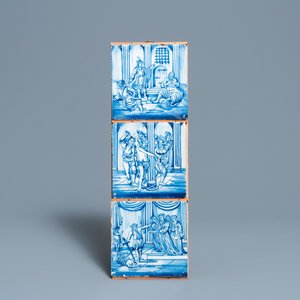 Trois carreaux aux sujets religieux en faïence de Delft en bleu et blanc, 18ème — photo 1