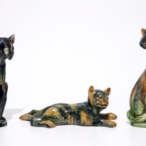 Trois chats, deux gargouilles et un ours de Bruges en poterie flamande, 20ème — photo 8