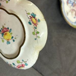Trois coupes et un bol en émaux de Canton, marque de Shangxin 赏心, Yongzheng/Qianlong — photo 24