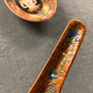 Trois cuillères en porcelaine de Chine Bencharong pour le marché thai, 19ème — photo 8