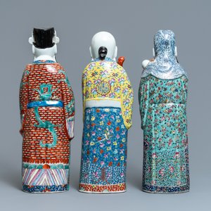 Trois figures des Trois Étoiles du Bonheur en porcelaine de Chine famille rose, 19/20ème — photo 4