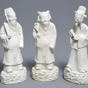 Trois figures d'Immortels en porcelaine blanc de Chine, 18/19ème — photo 1
