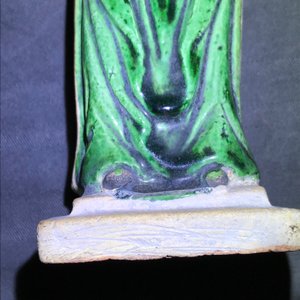 Trois figures en grès émaillé sancai, Chine, Ming — photo 31