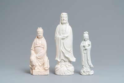 Trois figures en porcelaine blanc de Chine de Dehua, 18/19ème