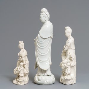 Trois groupes en porcelaine blanc de Chine, 19/20ème — photo 5