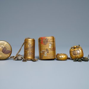 Trois inros avec netsuke et une boîte couvert en laque, Japon, Meiji, 19ème — photo 1