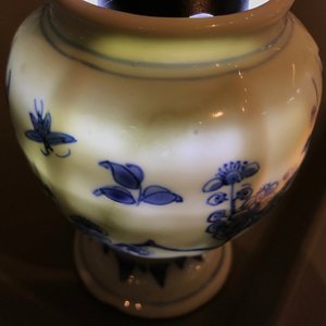 Trois moutardiers couverts du type Hatcher cargo en porcelaine de Chine bleu et blanc, Transition — photo 12
