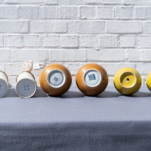 Trois paires de vases et une paire de plats en porcelaine de Chine monochrome, 19/20ème — photo 19