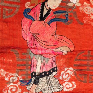 Trois panneaux en broderie de soie chinoise à décor d'immortels et de dieux, 19ème — photo 5