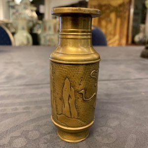 Trois petits vases en bronze, Chine, Song et Qing — photo 9