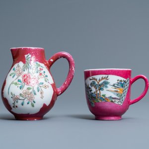 Trois pièces en porcelaine de Chine famille rose à fond et au dos 'rouge de rubis', Yongzheng — photo 4