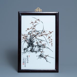 Trois plaques en porcelaine de Chine à décor floral, 20ème — photo 3