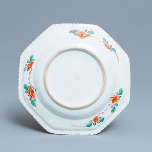 Trois plats de forme octagonale en porcelaine de Chine famille verte, Kangxi — photo 5