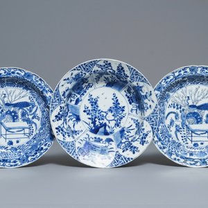 Trois plats profonds en porcelaine de Chine bleu et blanc, Kangxi — photo 1