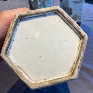Trois porte-chapeaux ajourés de forme hexagonale en porcelaine de Chine famille rose, 19ème — photo 13
