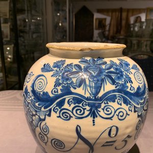 Trois pots à tabac en faïence de Delft bleu et blanc, 18ème — photo 10