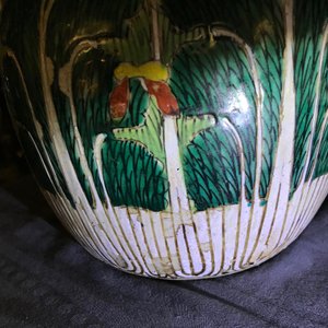Trois pots couverts et deux bols en porcelaine de Chine famille rose, 19ème — photo 10