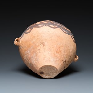 Trois pots en poterie peinte à décors polychromes, culture Majiayao Yangshao, 3/2ème millénaire avant J.-C. — photo 9