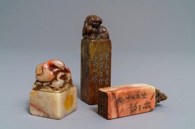 Trois sceaux de calligraphes en pierre sculptée, Chine, 19/20ème