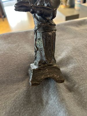Trois sculptures en bronze figurant Guanyu, Li Jing et un fonctionnaire, Chine, Ming — photo 14