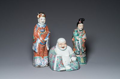 Trois sculptures en porcelaine de Chine famille rose dont un Bouddha, une immortelle et un dieu d'étoiles, 19/20ème